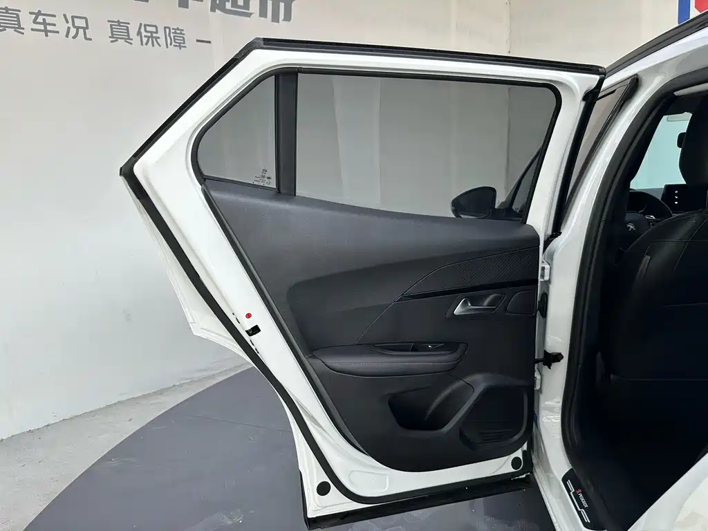 Peugeot 2008 — миниатюра 21
