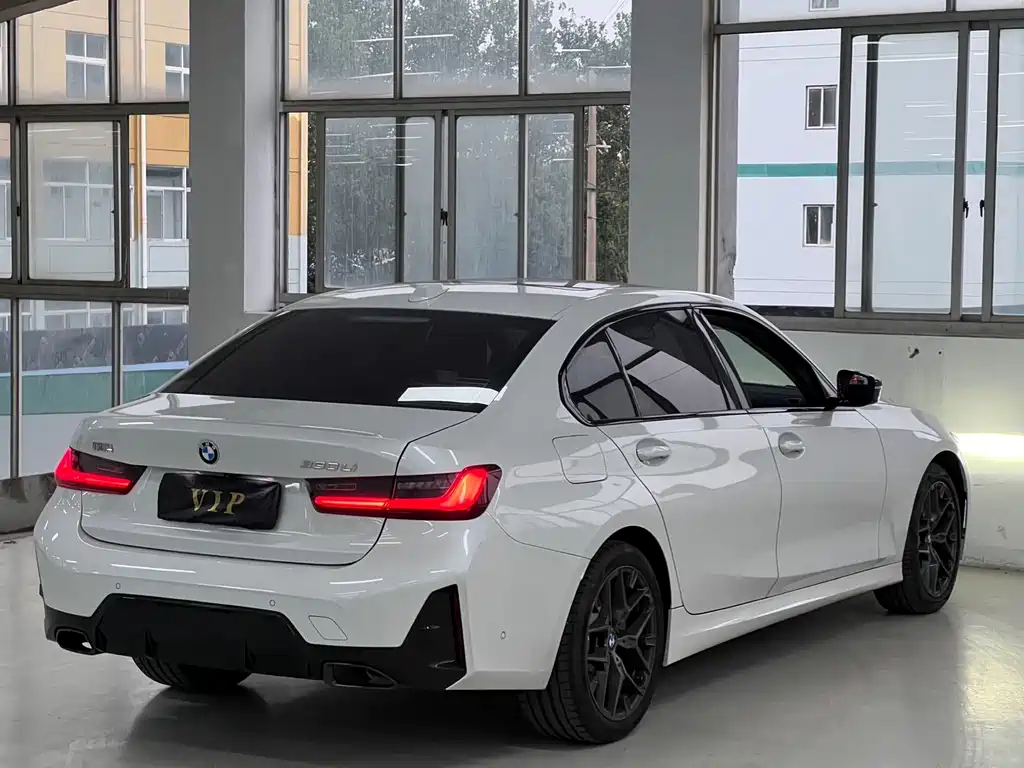 BMW 3 Series — миниатюра 9