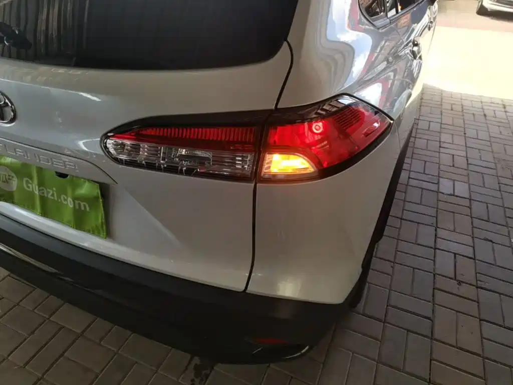 Toyota Frontlander — миниатюра 8