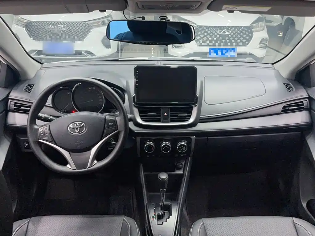Toyota Yaris L — миниатюра 15