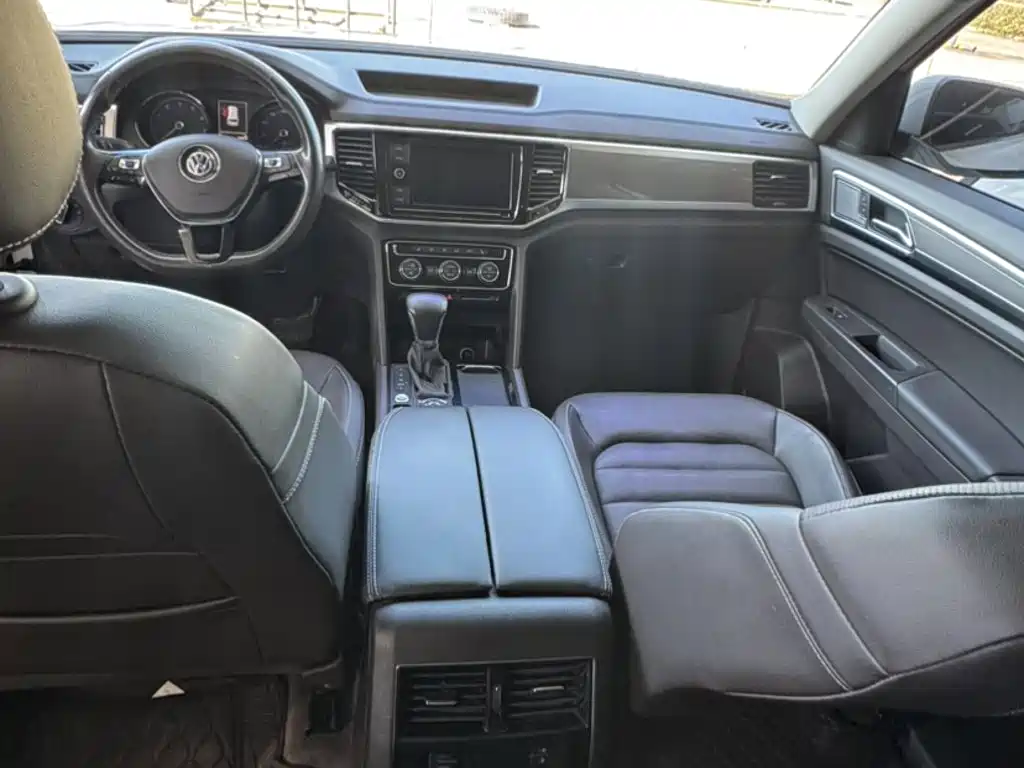 Volkswagen Teramont — миниатюра 5