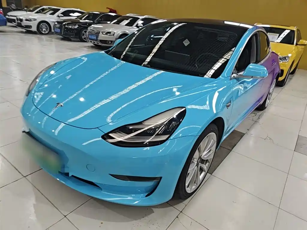 Tesla Model 3 2020