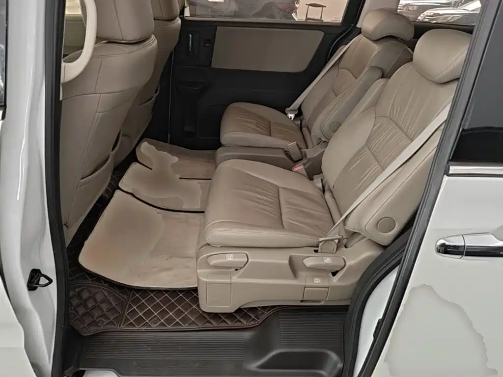 Honda Odyssey — миниатюра 17