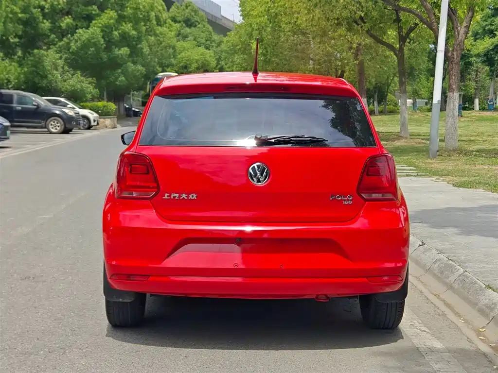 Volkswagen Polo 2016 1.6L AT Comfort
