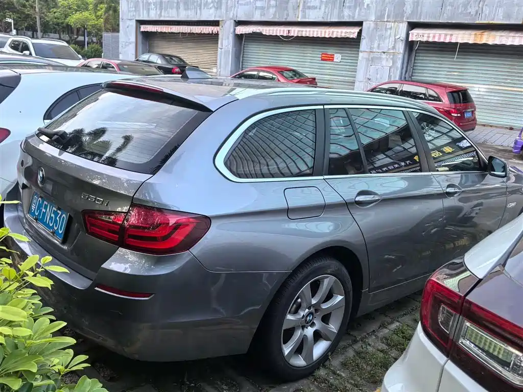 BMW 5 Series 5 2012 530i Lead