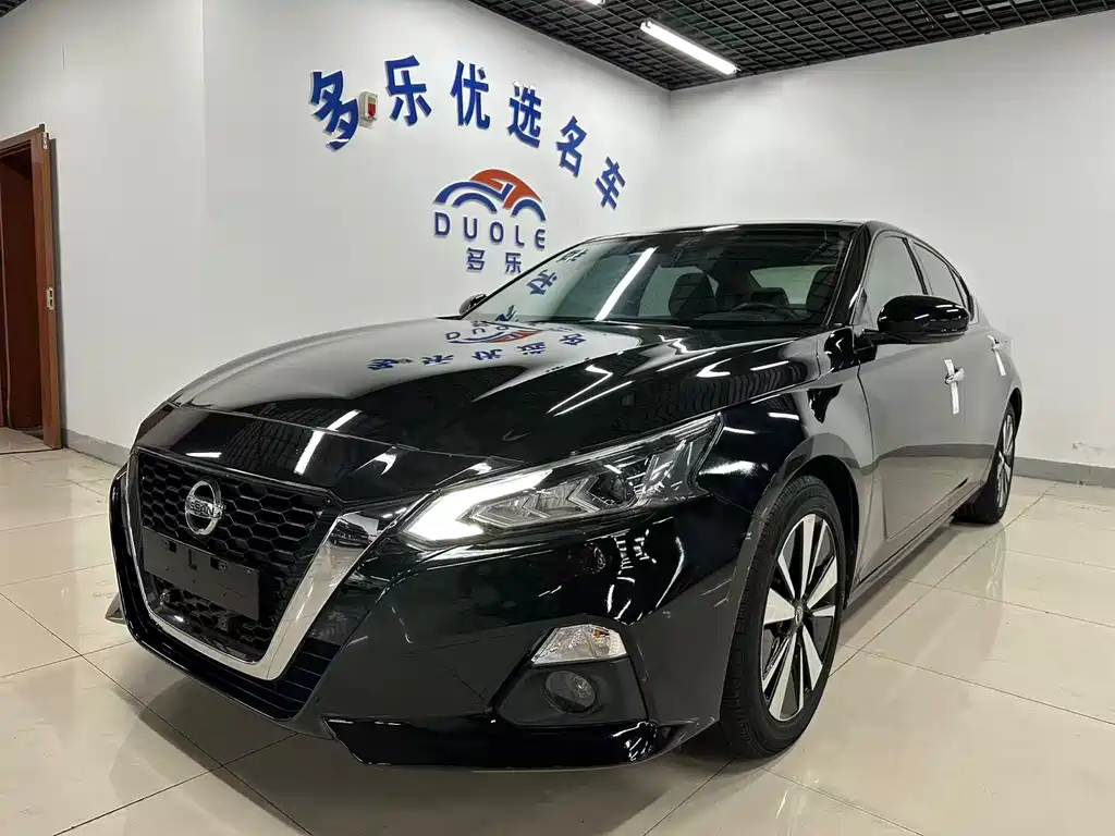 Nissan Teana 2021