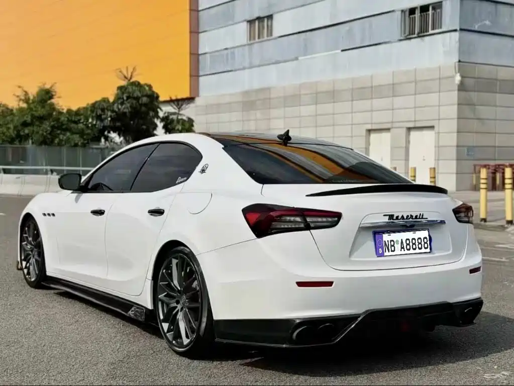Maserati Ghibli — миниатюра 9