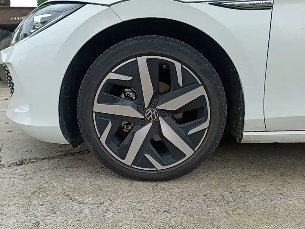Volkswagen Lamando — миниатюра 23