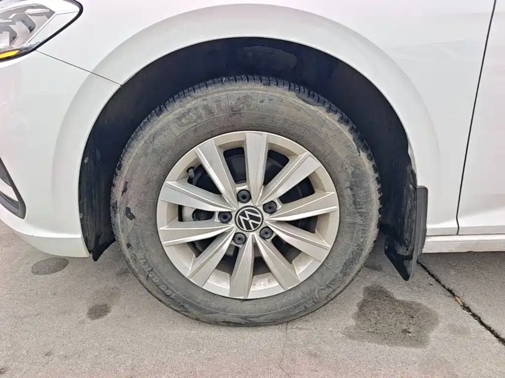Volkswagen Lavida — миниатюра 23