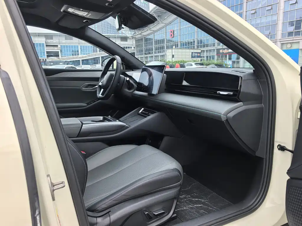 BYD Qin L — миниатюра 9