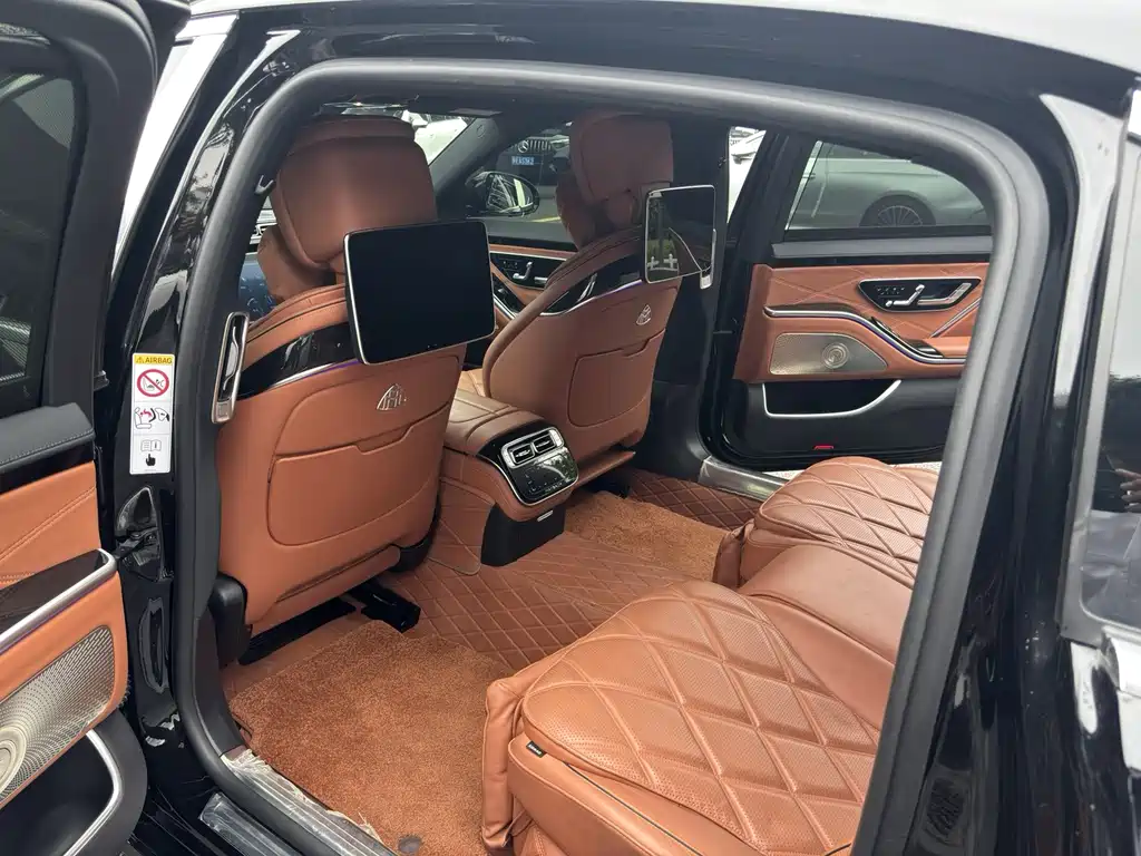 Mercedes-Benz S-Class — миниатюра 8