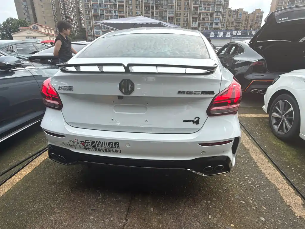 MG MG5 Scorpio — миниатюра 14