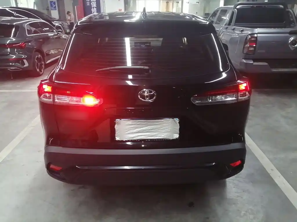 Toyota Frontlander — миниатюра 6
