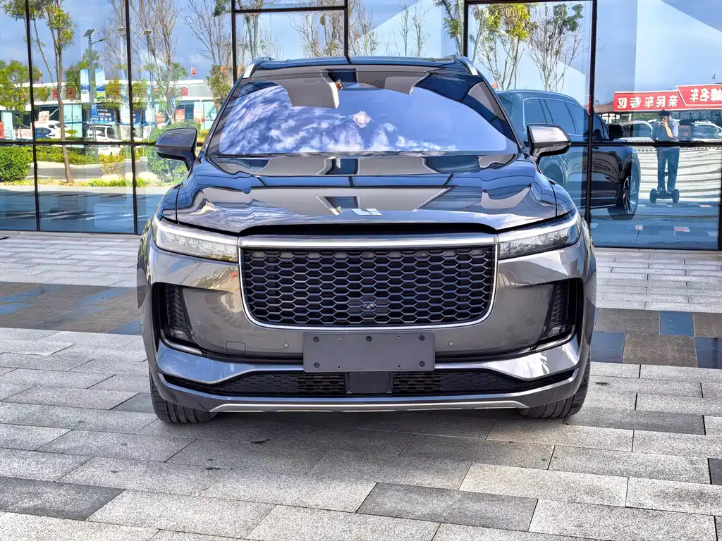 Li Auto Li ONE — миниатюра 2