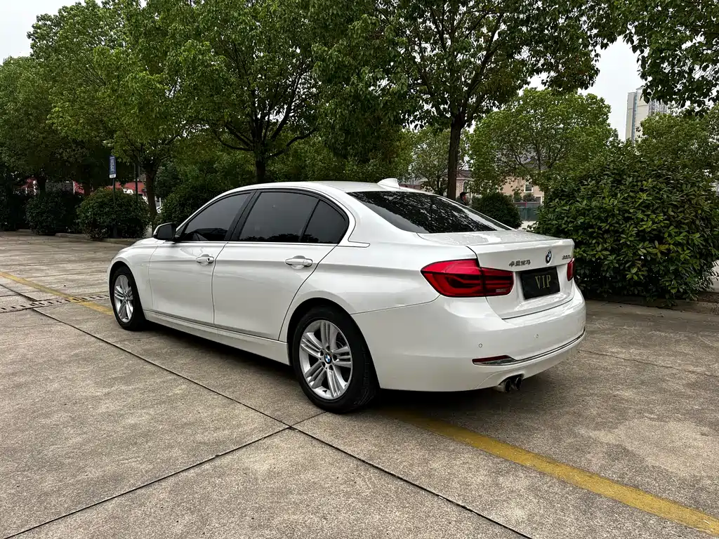 BMW 3 Series — миниатюра 7