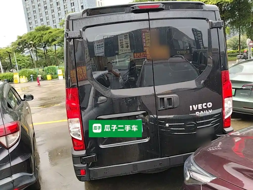 IVECO Ousheng — миниатюра 5