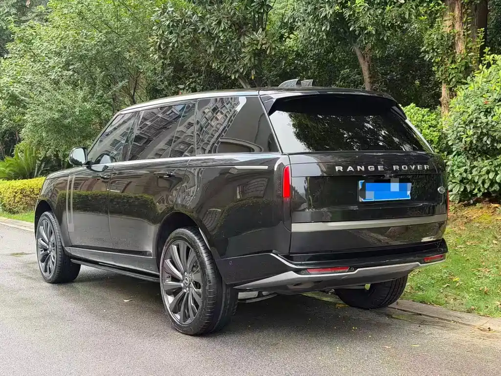 Land Rover Range Rover — миниатюра 4
