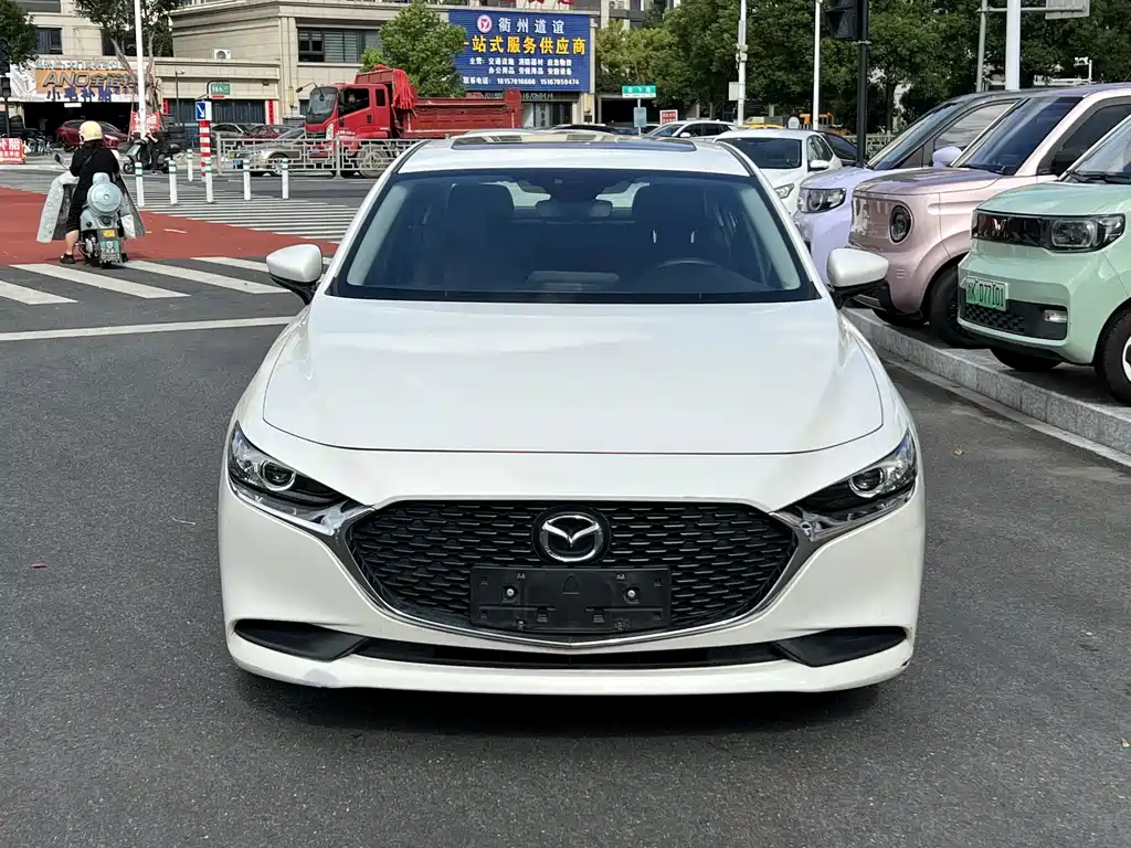 Mazda 3 Axela — миниатюра 2