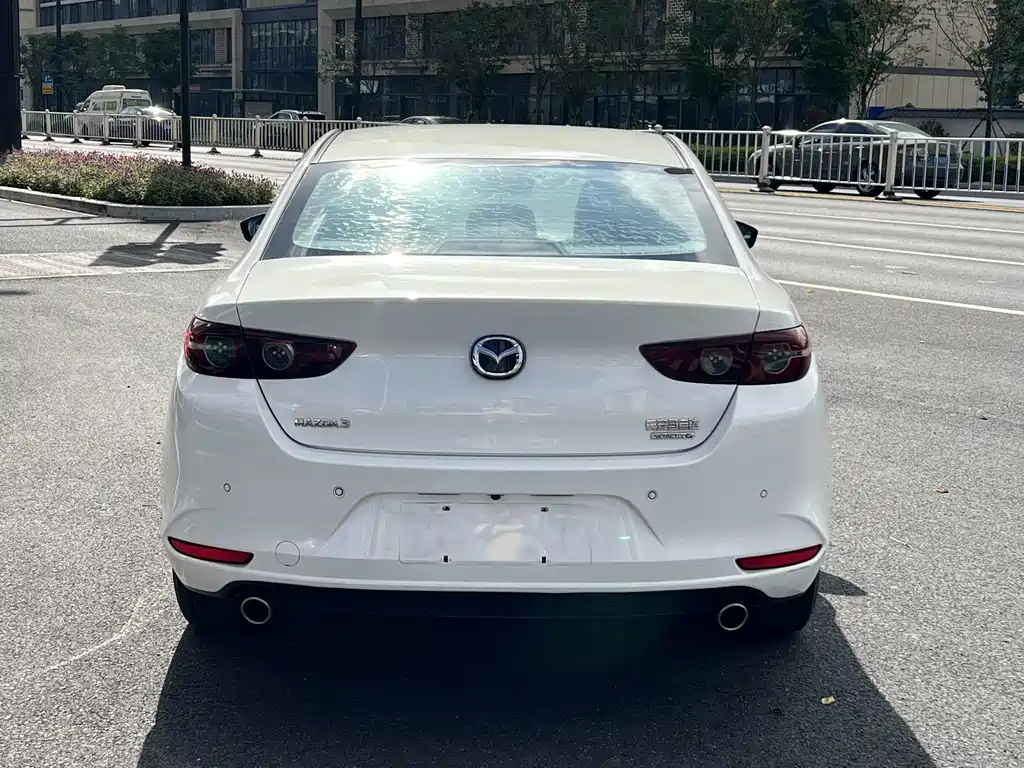 Mazda 3 Axela — миниатюра 5