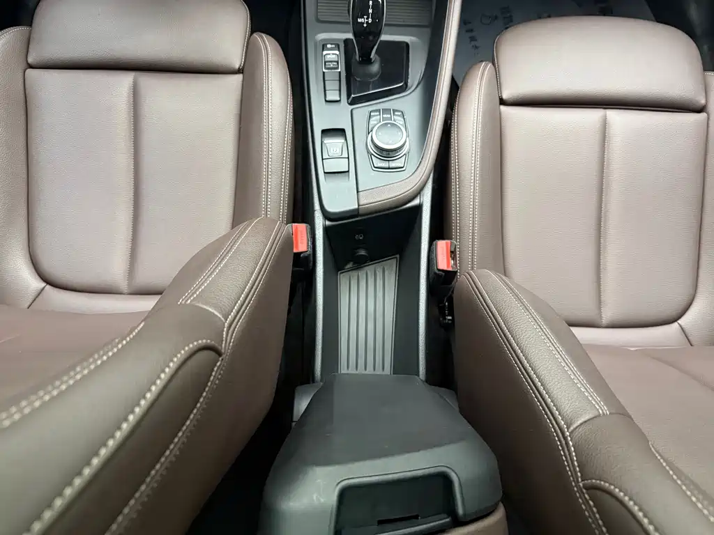 BMW X1 — миниатюра 13