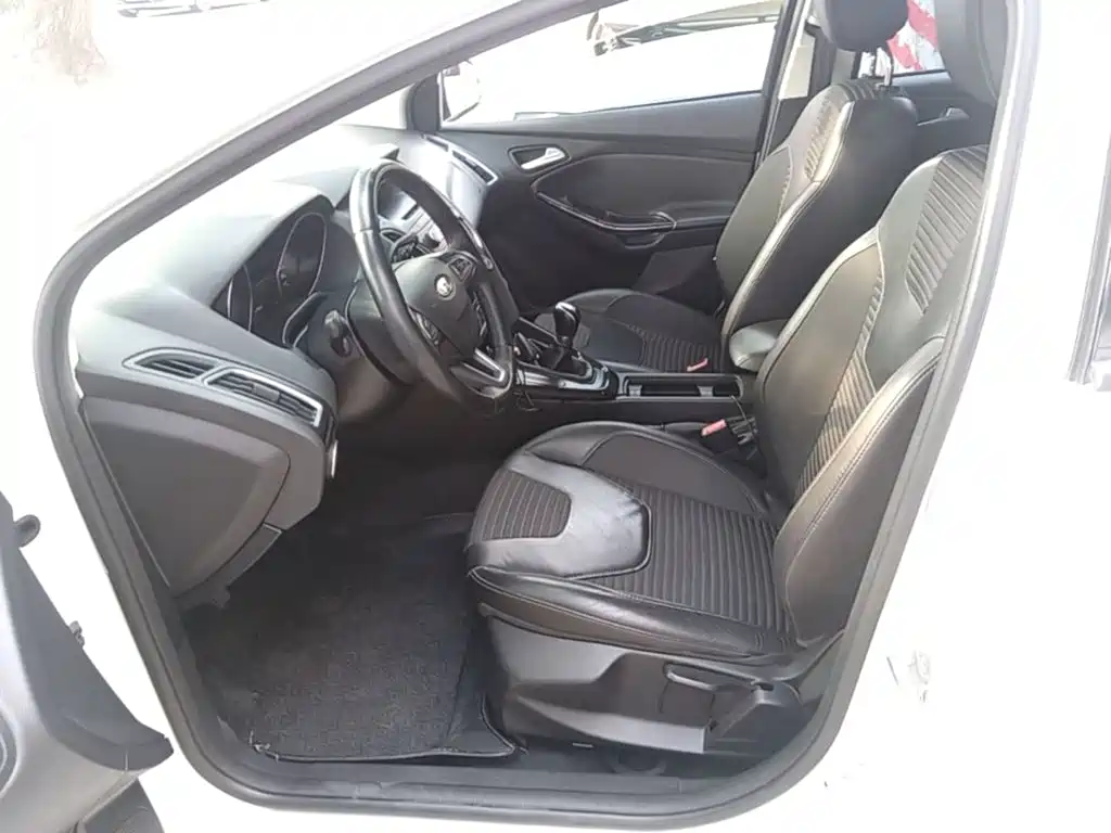 Ford Focus — миниатюра 15
