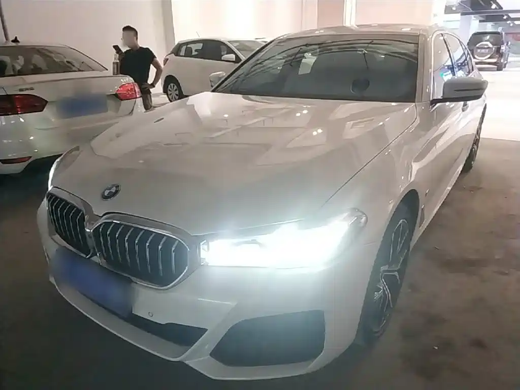 BMW 5 Series 2023