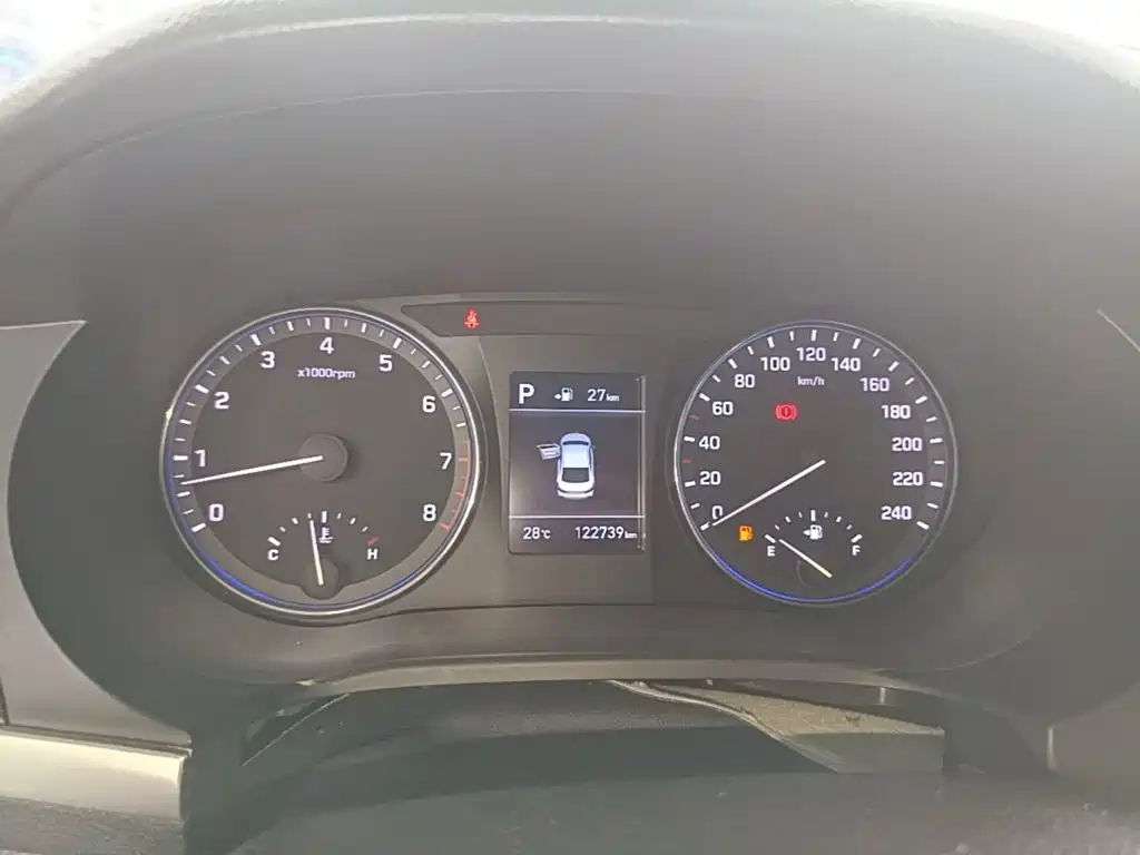 Hyundai Mistra — миниатюра 12