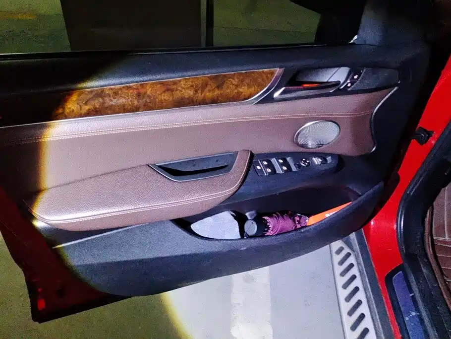 BMW X3 (Import) — миниатюра 7