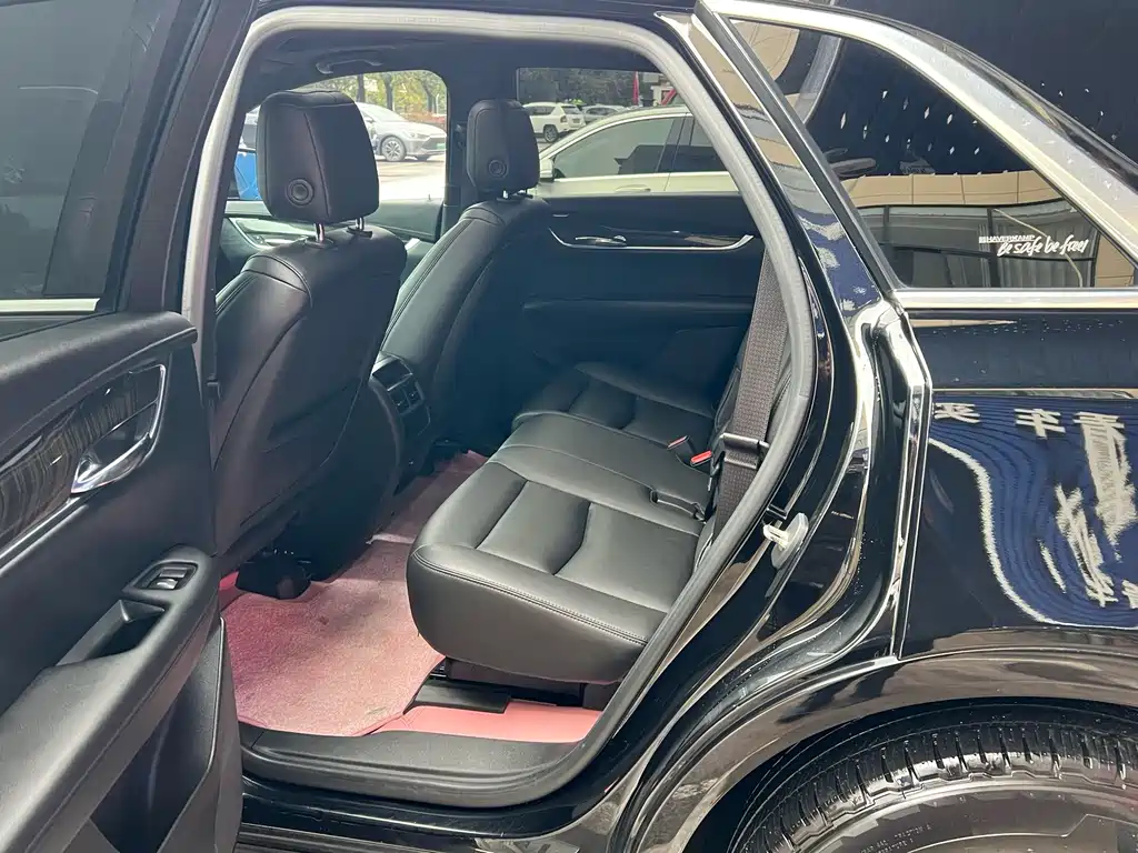 Cadillac XT5 — миниатюра 21