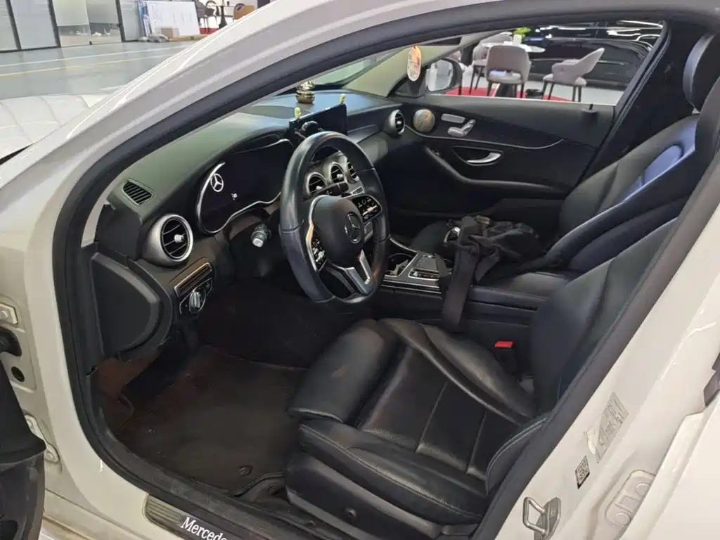 Mercedes-Benz C-Class (Import) — миниатюра 15