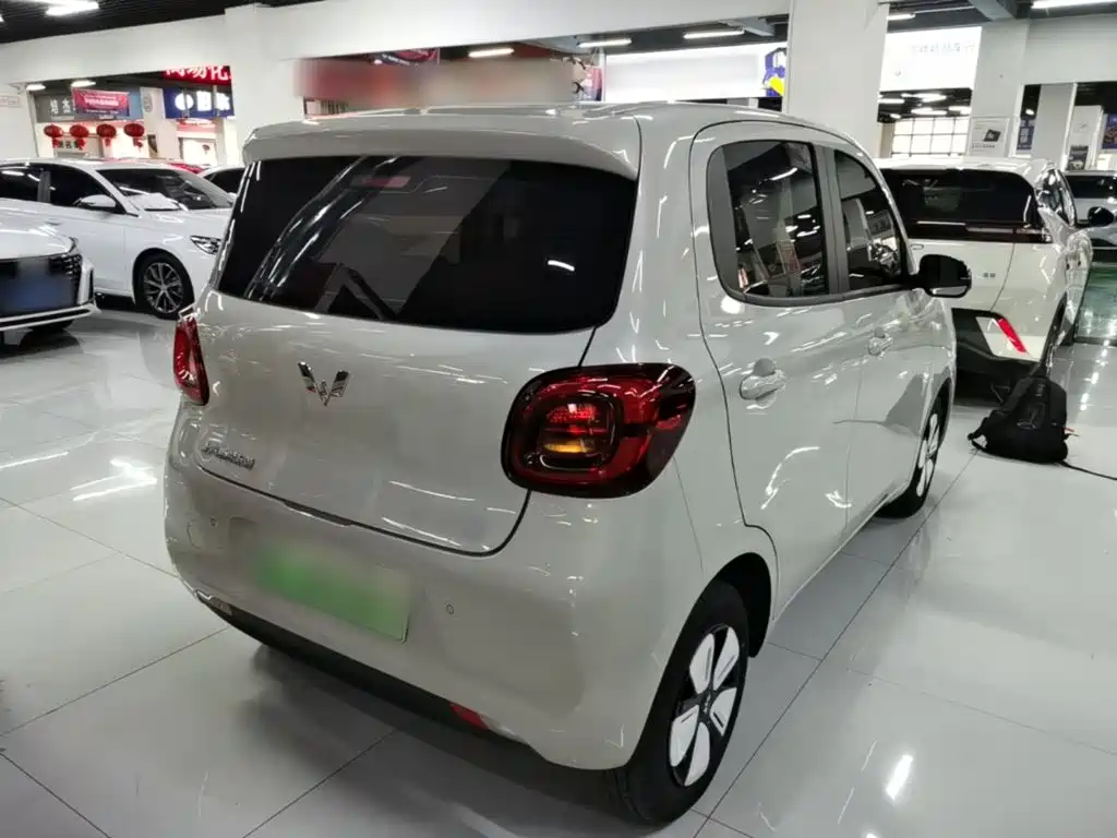 Wuling MINIEV — миниатюра 7