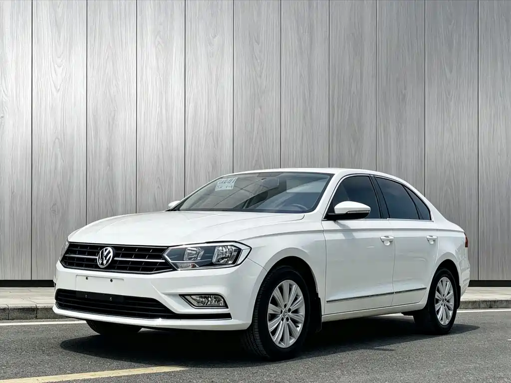 Volkswagen Bora 2016