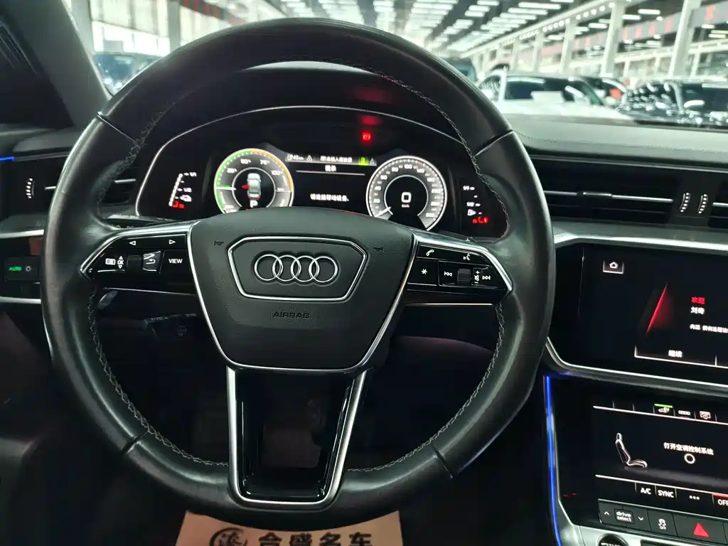 Audi A6L New Energy — миниатюра 12