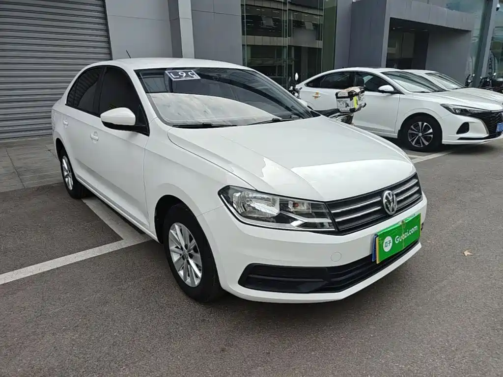 Volkswagen Santana — миниатюра 4