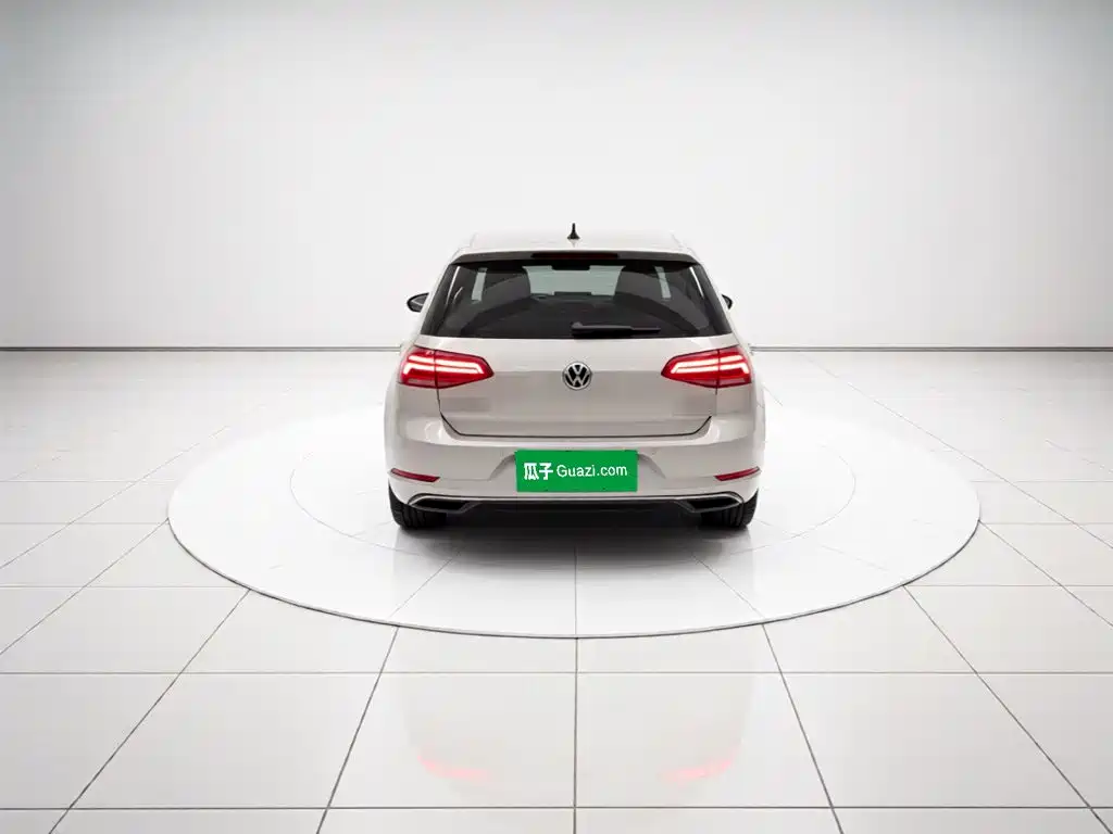 Volkswagen Golf — миниатюра 5
