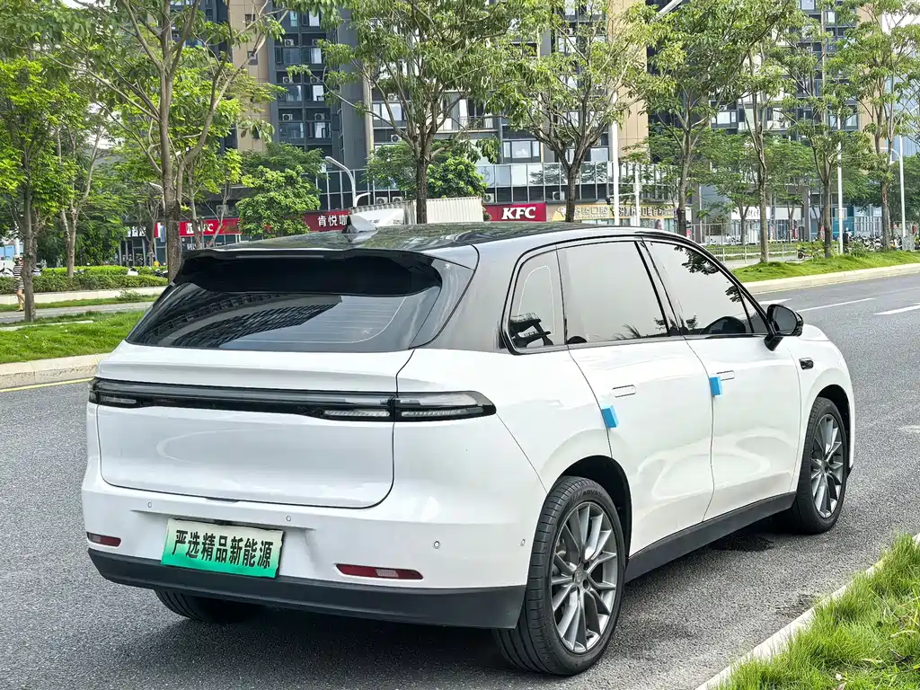 Leapmotor Leapmotor C10 — миниатюра 20