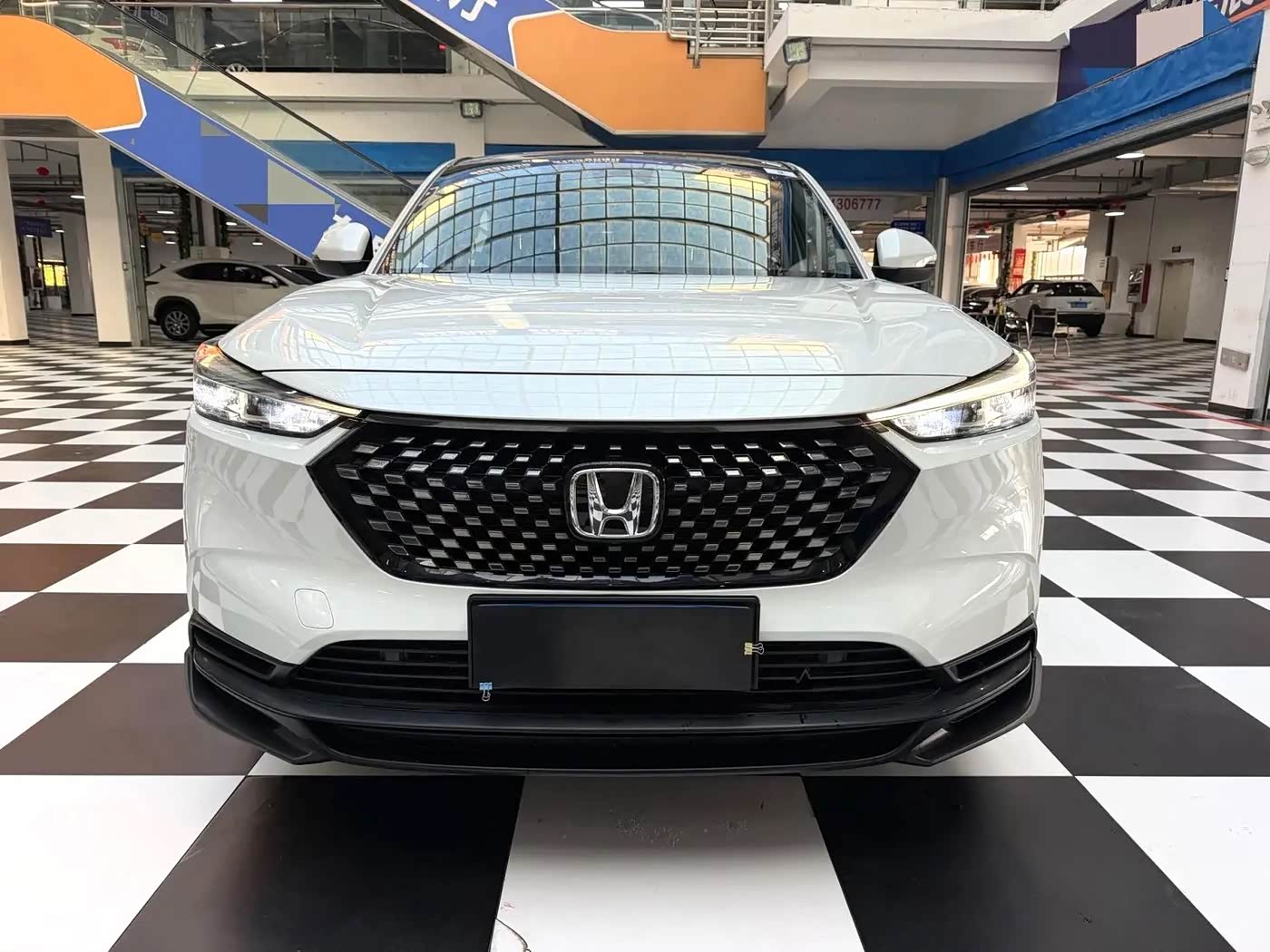 Honda XR-V 1.5 л 2023 г. Белый, пробег 16000 км