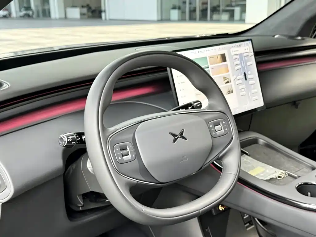XPeng G7 — миниатюра 8