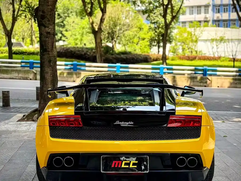 Lamborghini Gallardo 2012 LP 560-4 Gold Edition