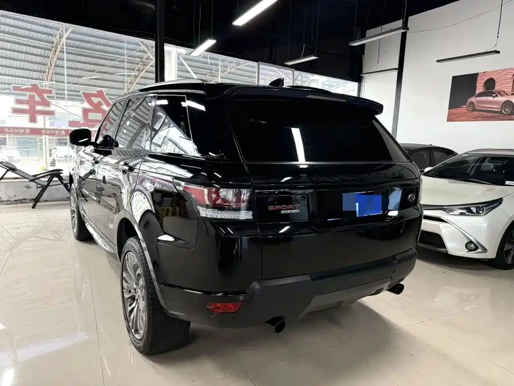 Land Rover Sport — миниатюра 6