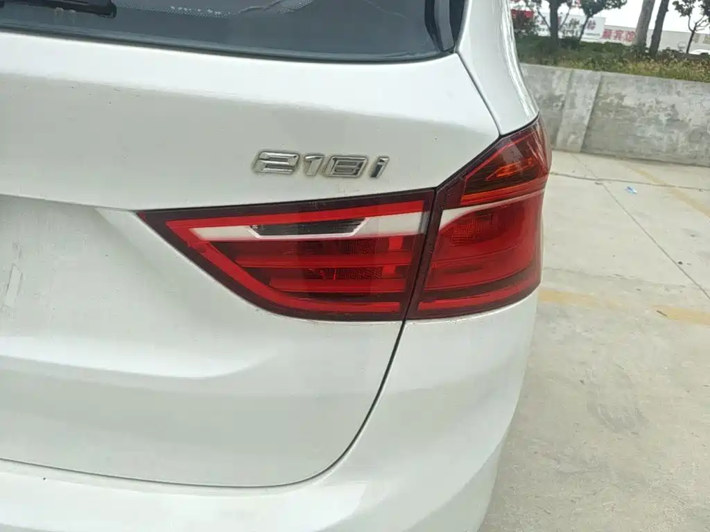 BMW 2 Series Gran Tourer — миниатюра 8