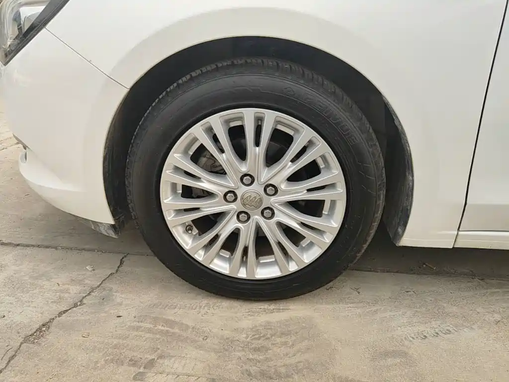 Buick Excelle — миниатюра 23