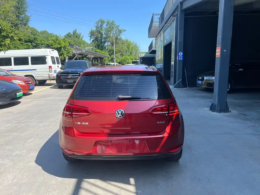 Volkswagen Golf — миниатюра 4