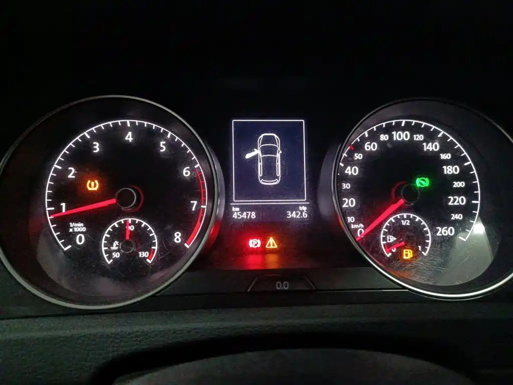 Volkswagen Golf — миниатюра 12