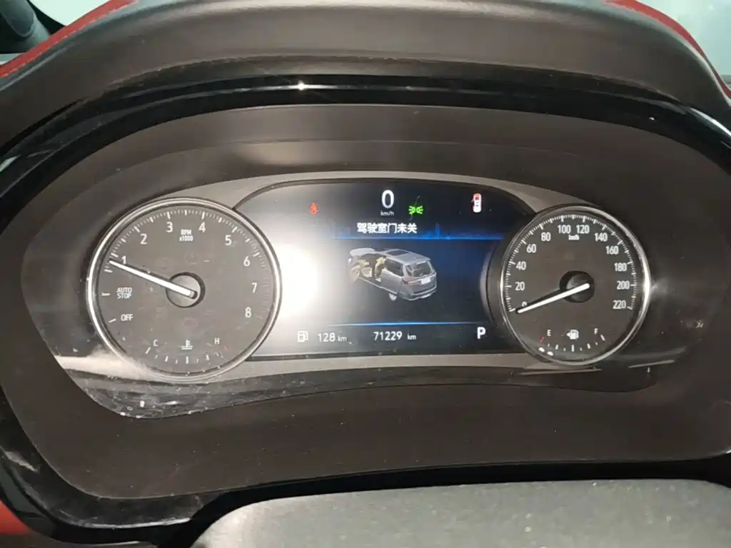 Buick GL8 — миниатюра 12