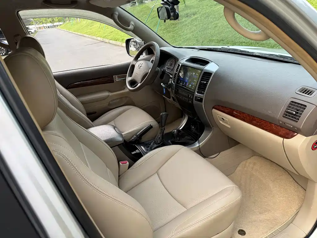 Toyota Prado (Import) — миниатюра 11