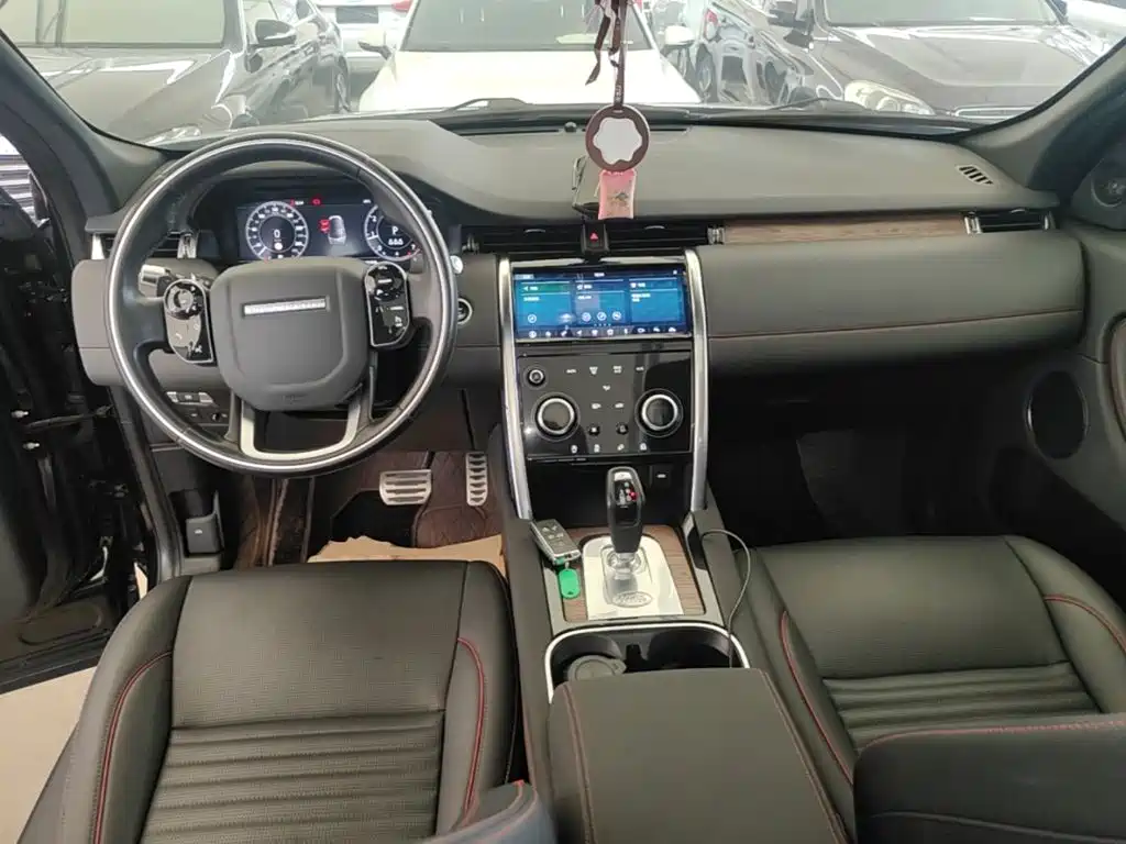 Land Rover Discovery Sport — миниатюра 10