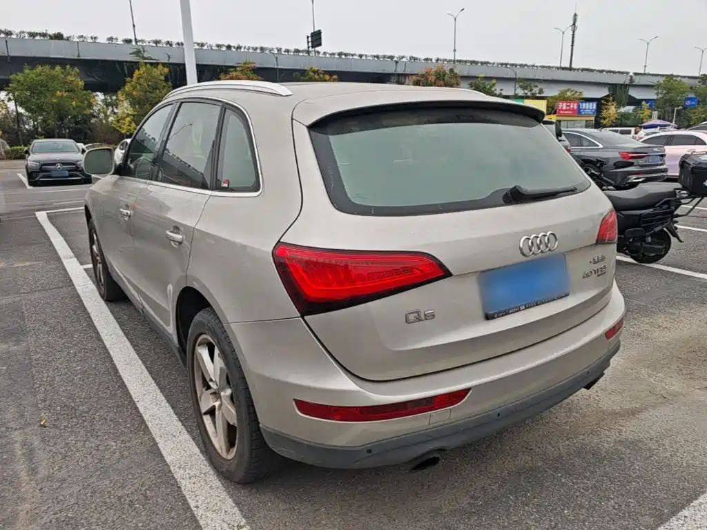 Audi Q5 — миниатюра 5