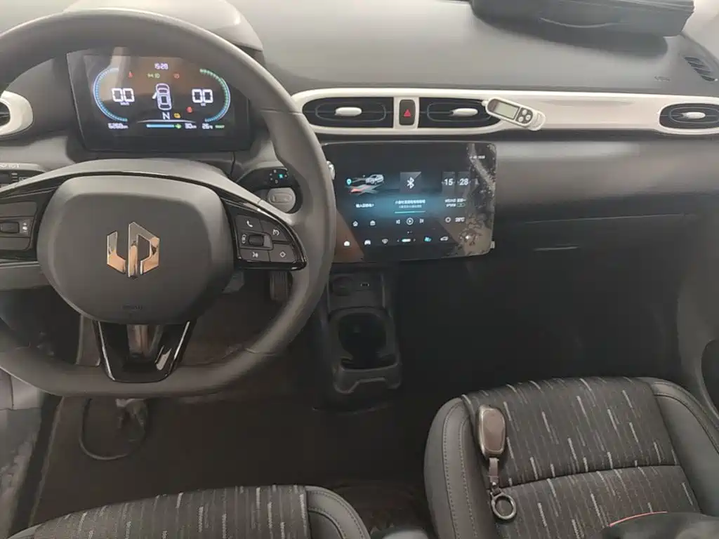 Leapmotor Leapmotor T03 — миниатюра 10