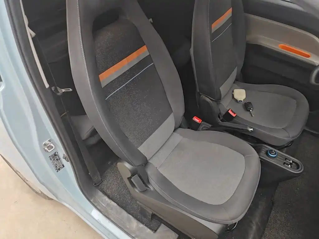 Wuling MINIEV — миниатюра 25
